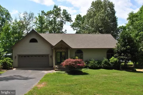 213 Mark Wayne Ln, Mineral, VA 23117