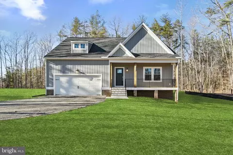 1195 Lake Forest Dr, Mineral, VA 23117