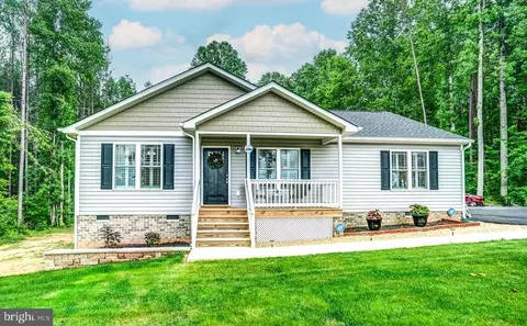 2672 Fredericks Hall Rd, Mineral, VA 23117