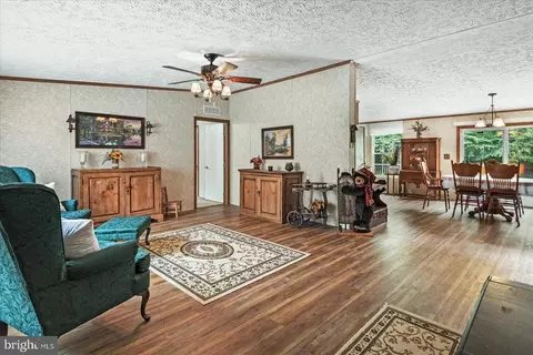 23 Anna Highview Dr, Bumpass, VA 23024 photo 5