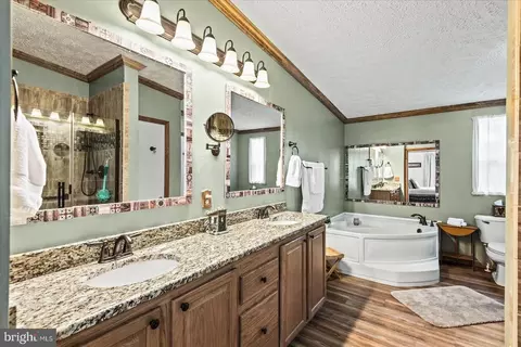 23 Anna Highview Dr, Bumpass, VA 23024 photo 9