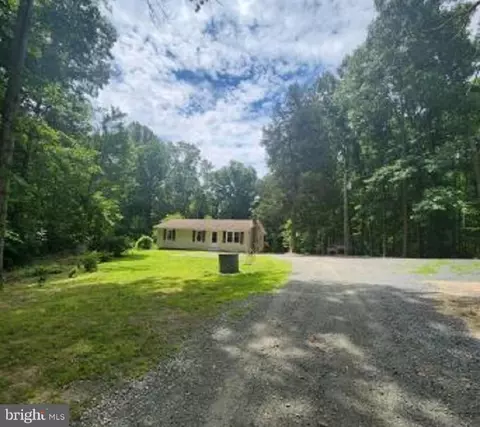 2070 Vawter Corner Rd, Louisa, VA 23093