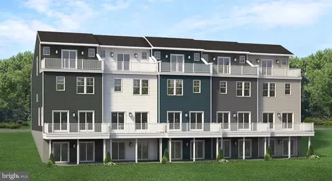 348 Lake Front Dr #I002, Mineral, VA 23117