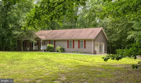 545 Oak Rd, Bumpass, VA 23024