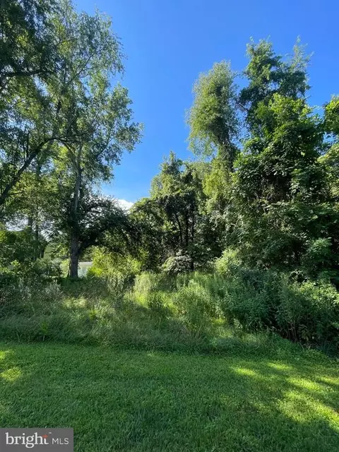 Ellis Dr, Louisa, VA 23093