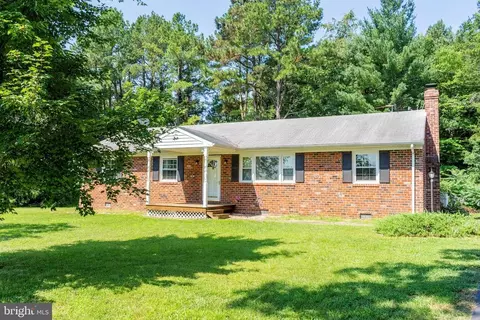 1285 Mt Airy Rd, Louisa, VA 23093