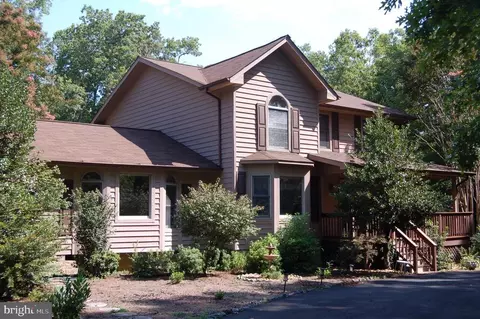 351 Lakewood Dr, Mineral, VA 23117