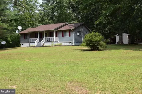 2032 Gardners Rd, Mineral, VA 23117