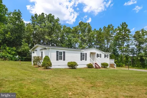 6789 Courthouse Rd, Louisa, VA 23093