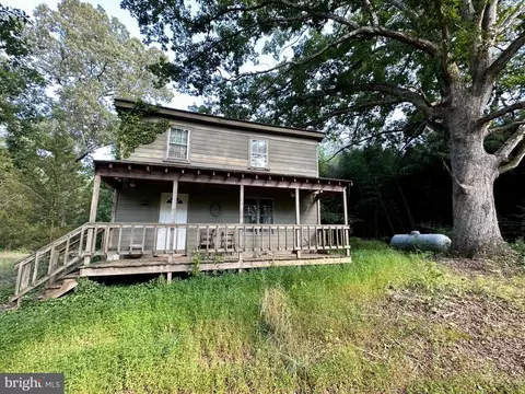 4006 Belle Meade Rd, Bumpass, VA 23024