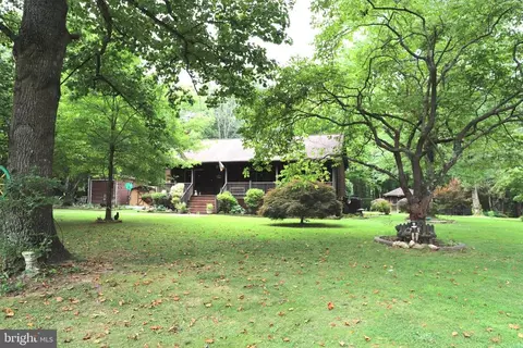 1604 Doctors Rd, Louisa, VA 23093 photo 2