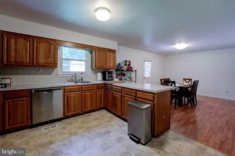 252 Wilson St, Bumpass, VA 23024 photo 5