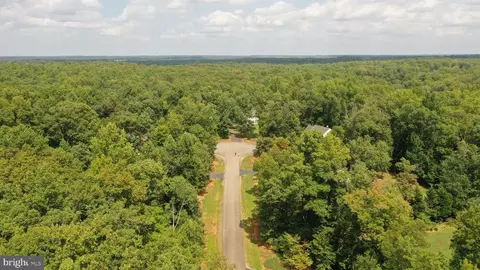 Flint Pl, Louisa, VA 23093 photo 19