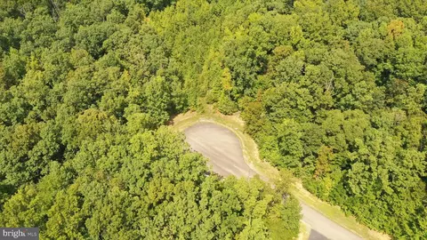 Flint Pl, Louisa, VA 23093 photo 2
