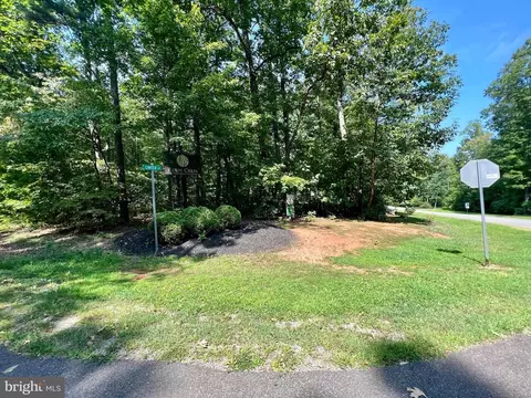 Flint Pl, Louisa, VA 23093 photo 16