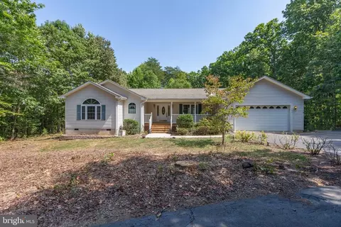 124 Tall Pines Dr, Mineral, VA 23117