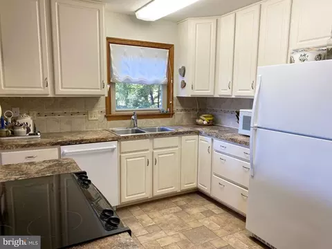 68 Bear Castle Dr, Bumpass, VA 23024 photo 19