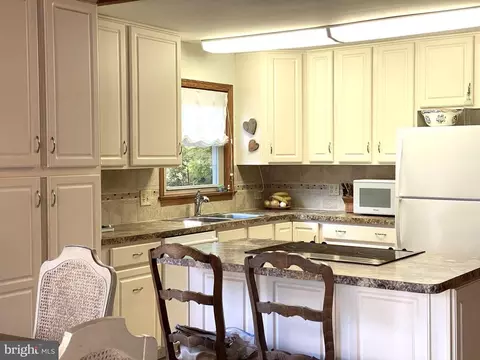 68 Bear Castle Dr, Bumpass, VA 23024 photo 21