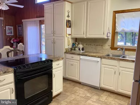 68 Bear Castle Dr, Bumpass, VA 23024 photo 20