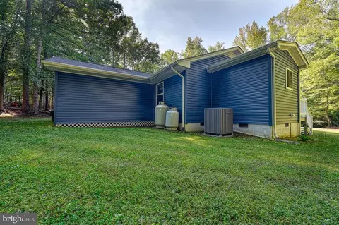 206 Oak Rd, Bumpass, VA 23024 photo 6