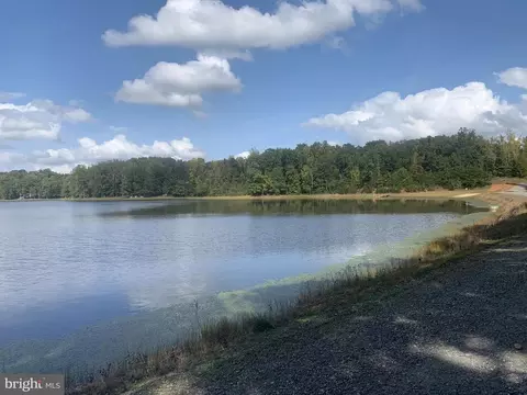 Lake Ruth Ann, Louisa, VA 23093