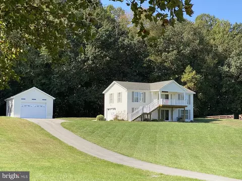 349 Seclusion Shores Dr, Mineral, VA 23117