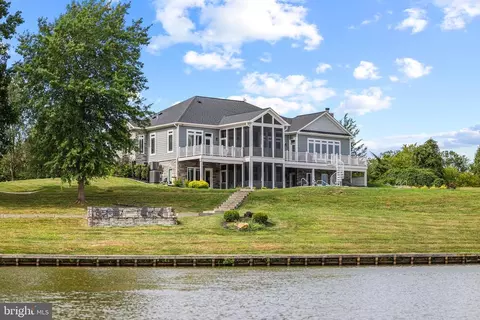 2640 Peach Grove Rd, Louisa, VA 23093
