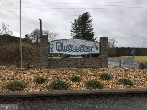 South Blue Water Blvd, Mineral, VA 23117