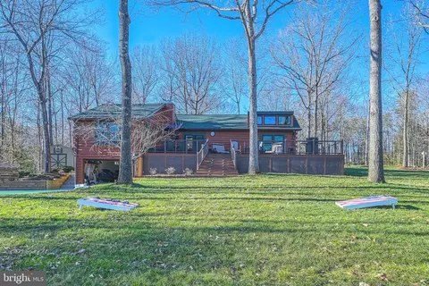 714 Tall Pines Dr, Mineral, VA 23117