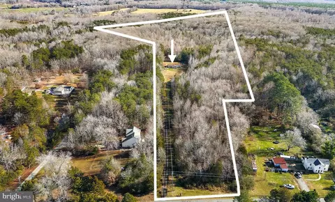 914 Buckner Rd, Bumpass, VA 23024