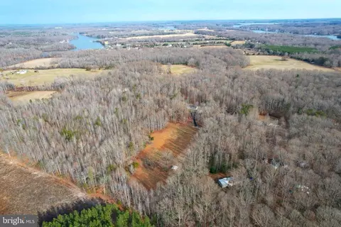219 Gill Ln, Mineral, VA 23117