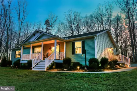 176 Evan Ln, Louisa, VA 23093