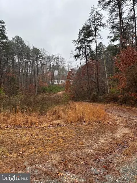 177 Paradise Ln, Gordonsville, VA 22942