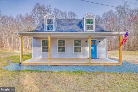 4046 Waldrop Church Rd, Louisa, VA 23093