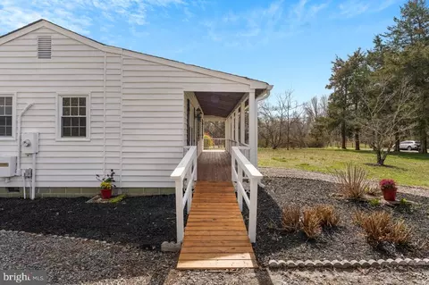 3722 Belle Meade Rd, Bumpass, VA 23024 photo 6