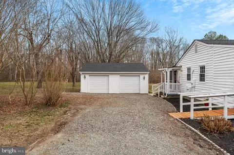 3722 Belle Meade Rd, Bumpass, VA 23024 photo 2