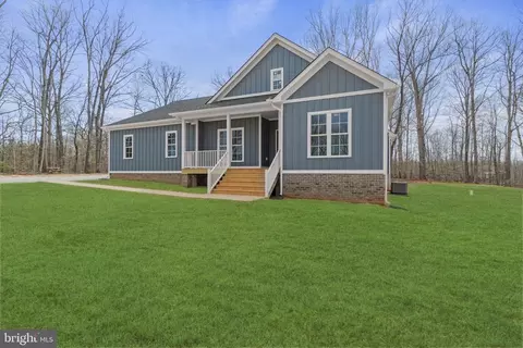 3267 Paynes Mill Rd, Bumpass, VA 23024 photo 2