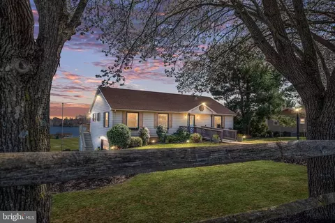 1134 Carrs Bridge Rd, Bumpass, VA 23024