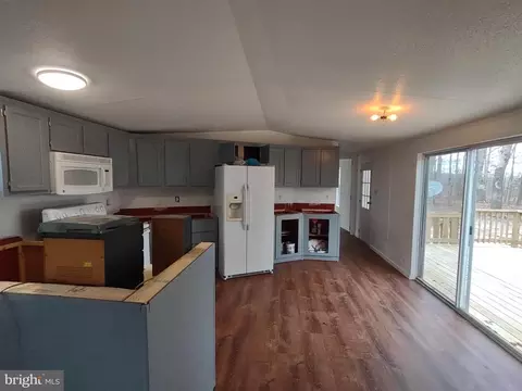 375 Johnson Mill Rd, Bumpass, VA 23024 photo 5