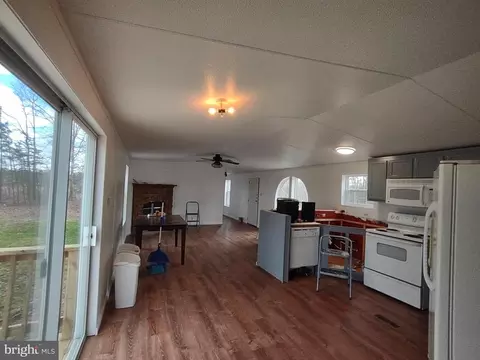 375 Johnson Mill Rd, Bumpass, VA 23024 photo 6