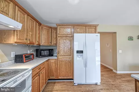 38 Covenant Ct, Bumpass, VA 23024 photo 16