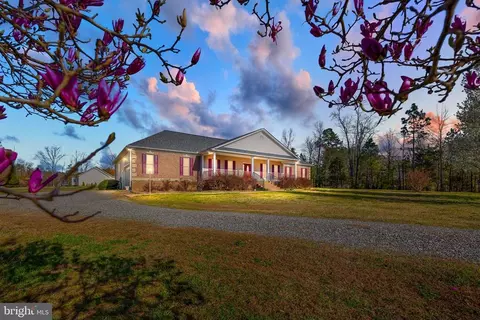 26 Briar Cir, Bumpass, VA 23024