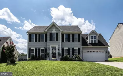 324 Cardinal Rd, Louisa, VA 23093