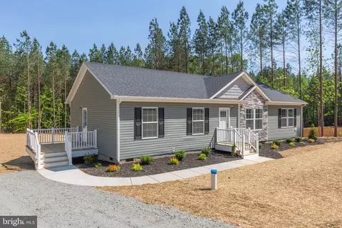 946 Centerville Rd, Mineral, VA 23117