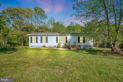 118 Days Bridge Rd, Mineral, VA 23117