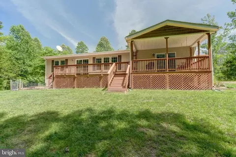 7911 Ellisville Dr, Louisa, VA 23093