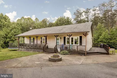 971 Cedar Hill Rd, Mineral, VA 23117