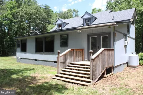 347 Mount Pleasant Church Rd, Mineral, VA 23117