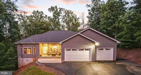 272 Dickinson Dr, Mineral, VA 23117