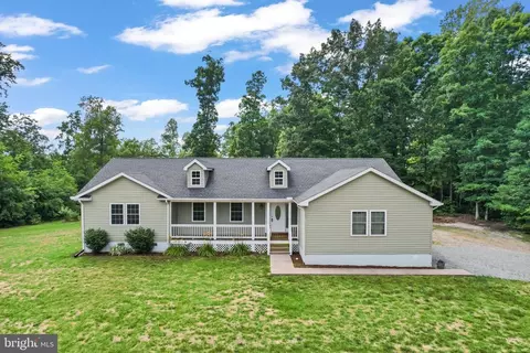 1041 Bibb Store Rd, Louisa, VA 23093